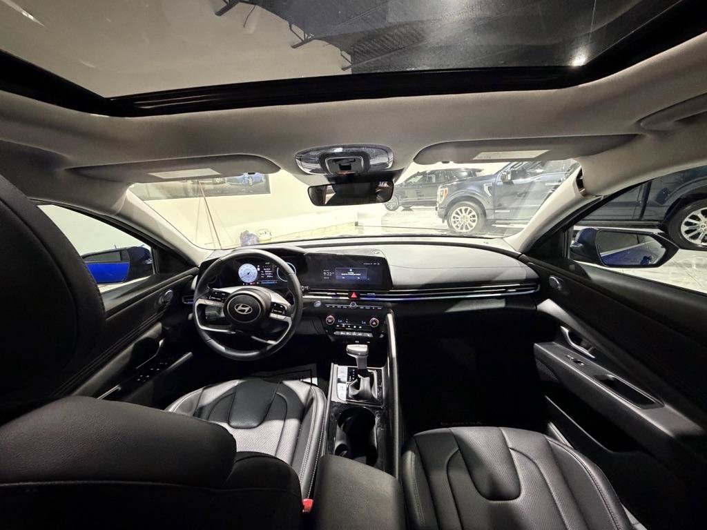 Used 2026 Hyundai Elantra Limited FWD image 20