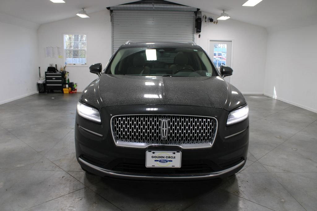Used 2023 Lincoln Nautilus Reserve w/ Equipment Group 201A image 3