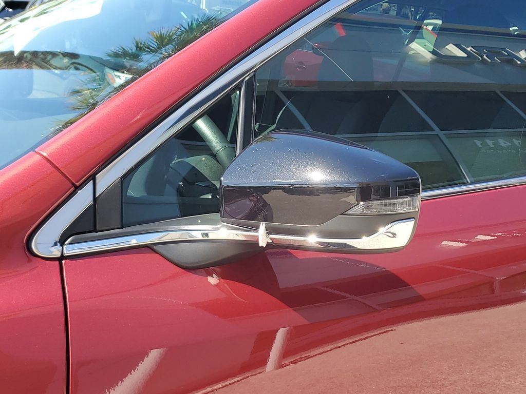 Used 2025 Subaru Outback Premium AWD/4WD image 12