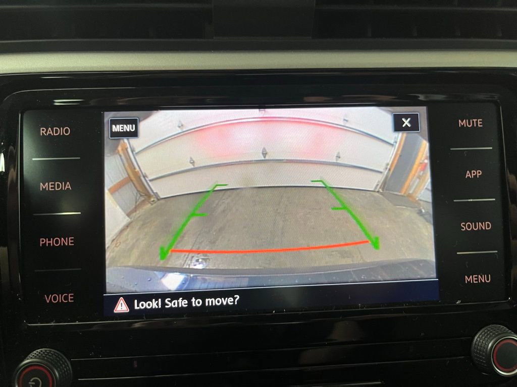 Certified 2021 Volkswagen Passat 2.0T S image 19