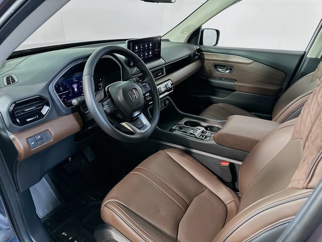 Used 2026 Honda Pilot Elite image 11
