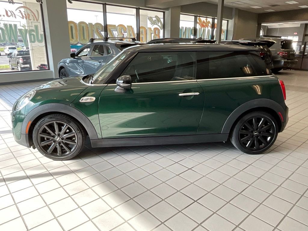 Used 2017 MINI Cooper S image 4