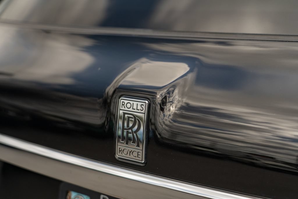 Used 2025 Rolls-Royce Cullinan AWD/4WD image 6