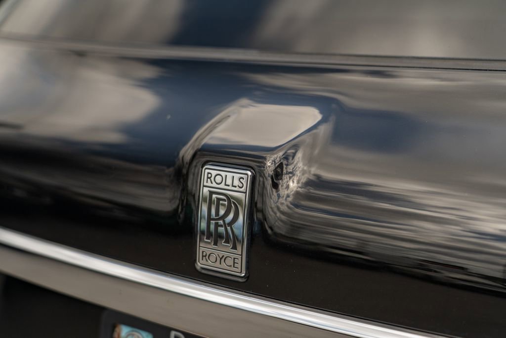 Used 2025 Rolls-Royce Cullinan image 6