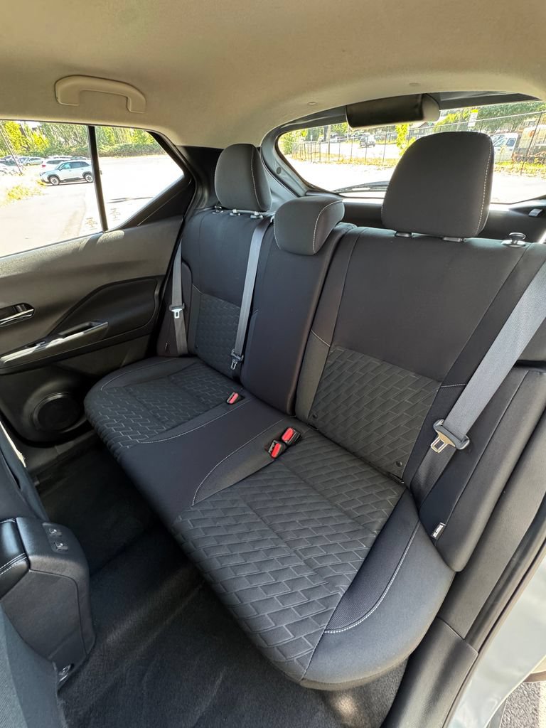 Used 2023 Nissan Kicks SV FWD image 24