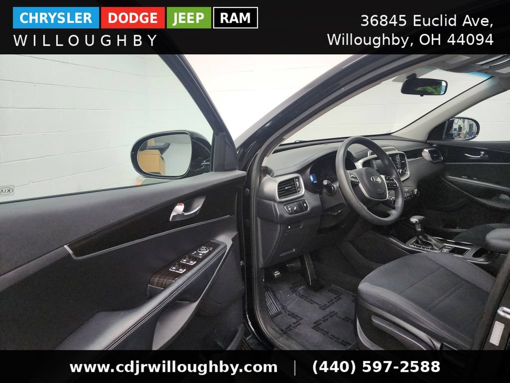 Used 2020 Kia Sorento LX FWD image 13