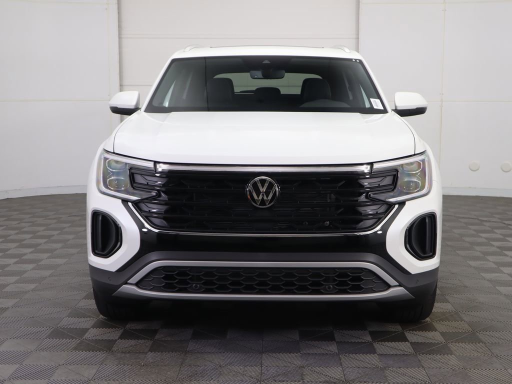 New 2026 Volkswagen Atlas Cross Sport SE image 2