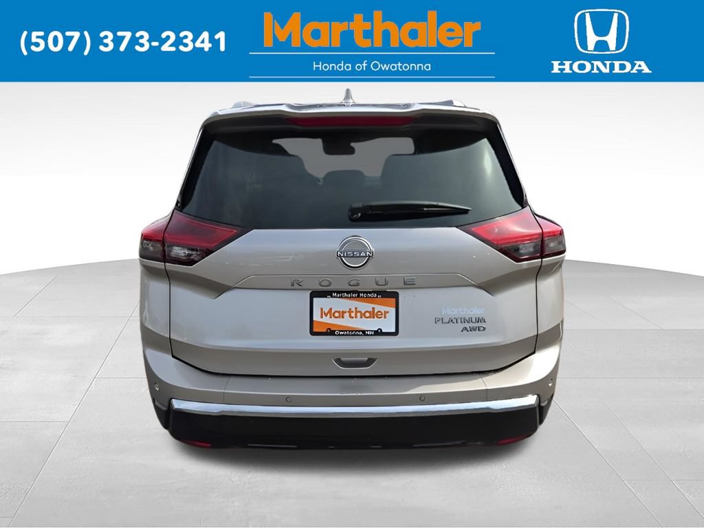 Used 2026 Nissan Rogue Platinum w/ Platinum Premium Package AWD/4WD image 4