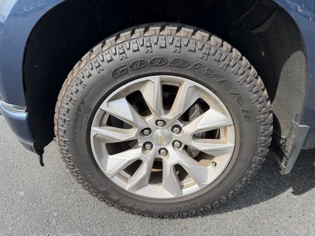 Used 2020 Chevrolet Silverado 1500 Custom w/ Custom Value Package image 8