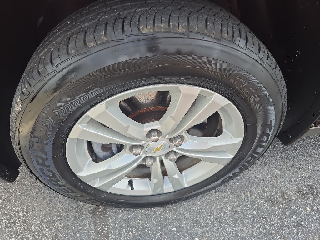 Used 2015 Chevrolet Equinox LT w/ Driver Convenience Package AWD/4WD image 29