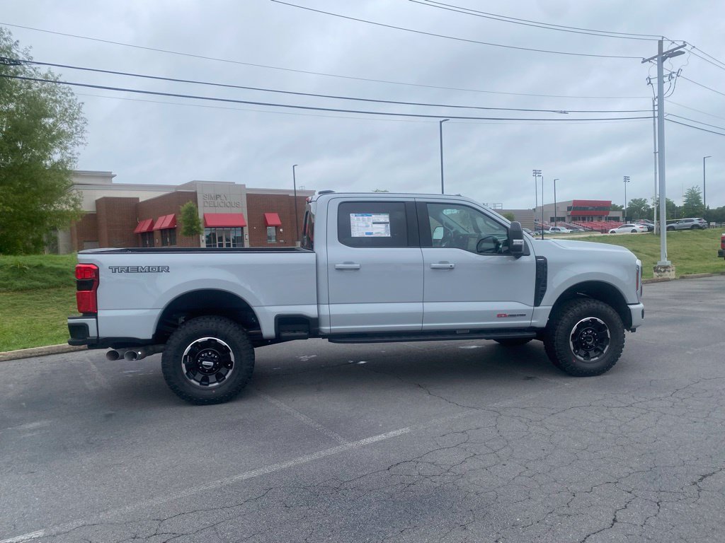 New 2026 Ford F250 Lariat w/ Tremor Off-Road Package AWD/4WD image 8