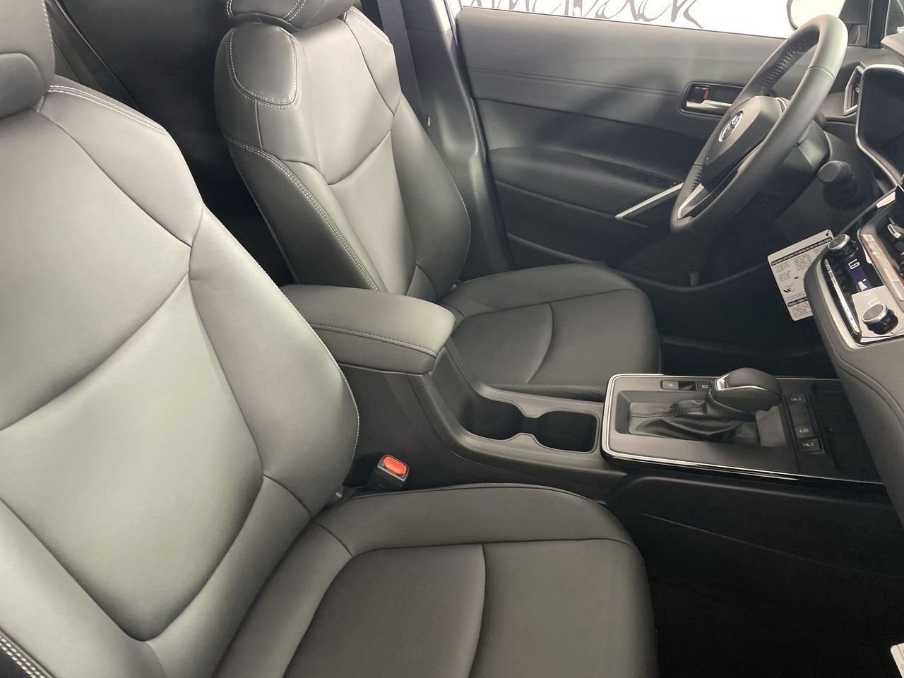 New 2026 Toyota Corolla Cross XLE FWD image 25