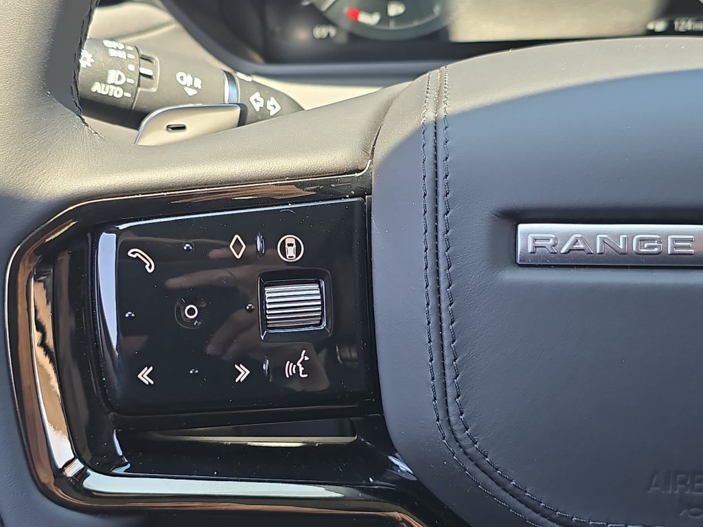 New 2026 Land Rover Range Rover Velar S AWD/4WD image 17