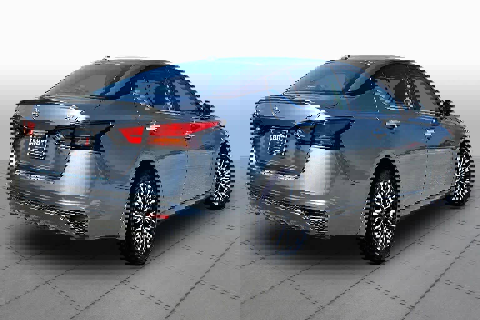 Used 2023 Nissan Altima 2.5 SV image 13