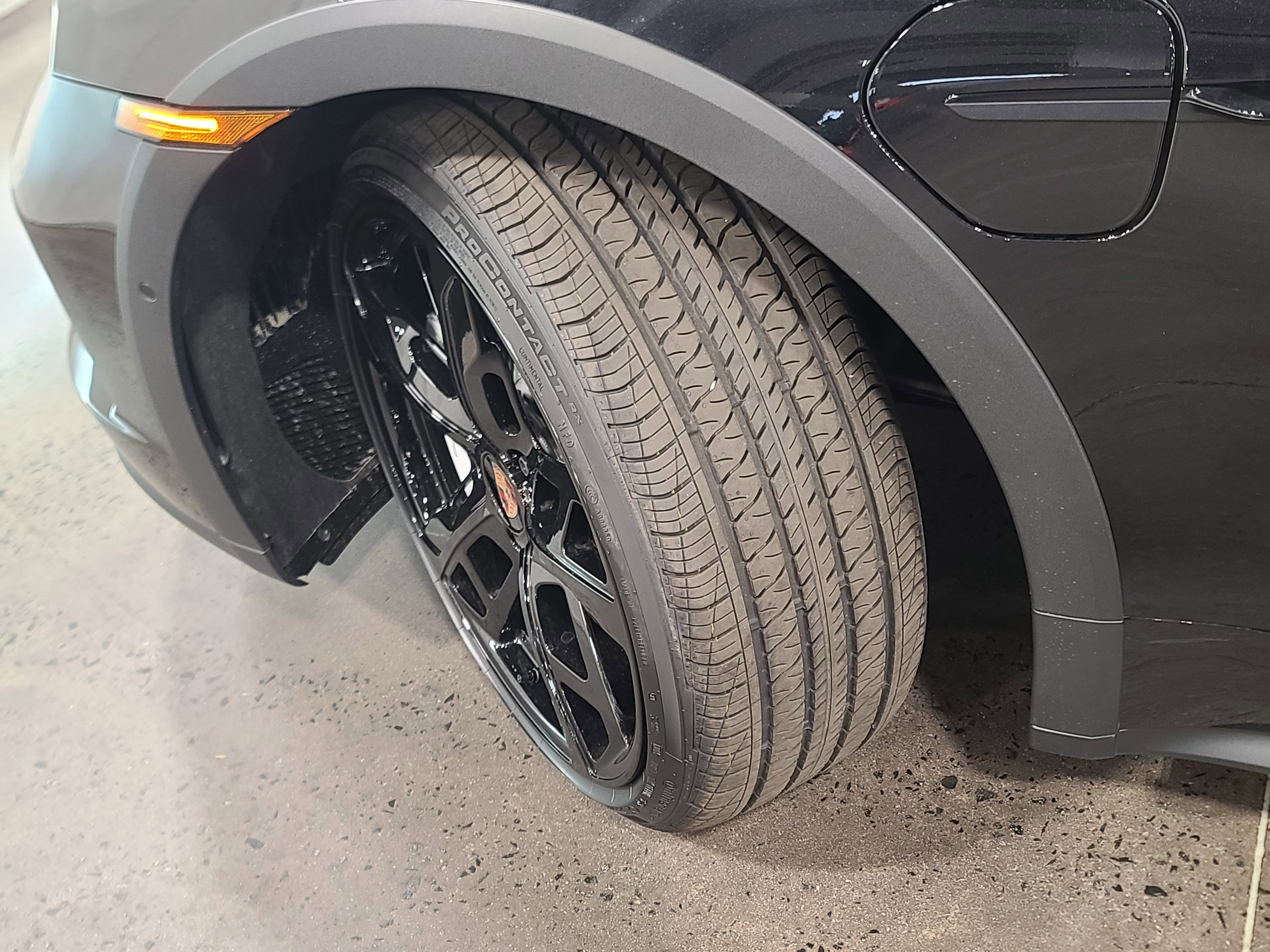 New 2026 Porsche Taycan 4S image 33