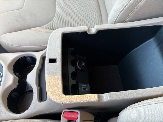 Used 2019 Jeep Cherokee Latitude w/ Popular Appearance Group AWD/4WD image 18