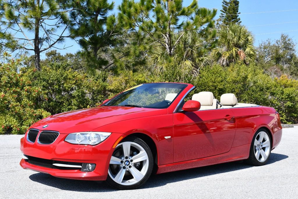 Used 2011 BMW 328i Convertible image 23