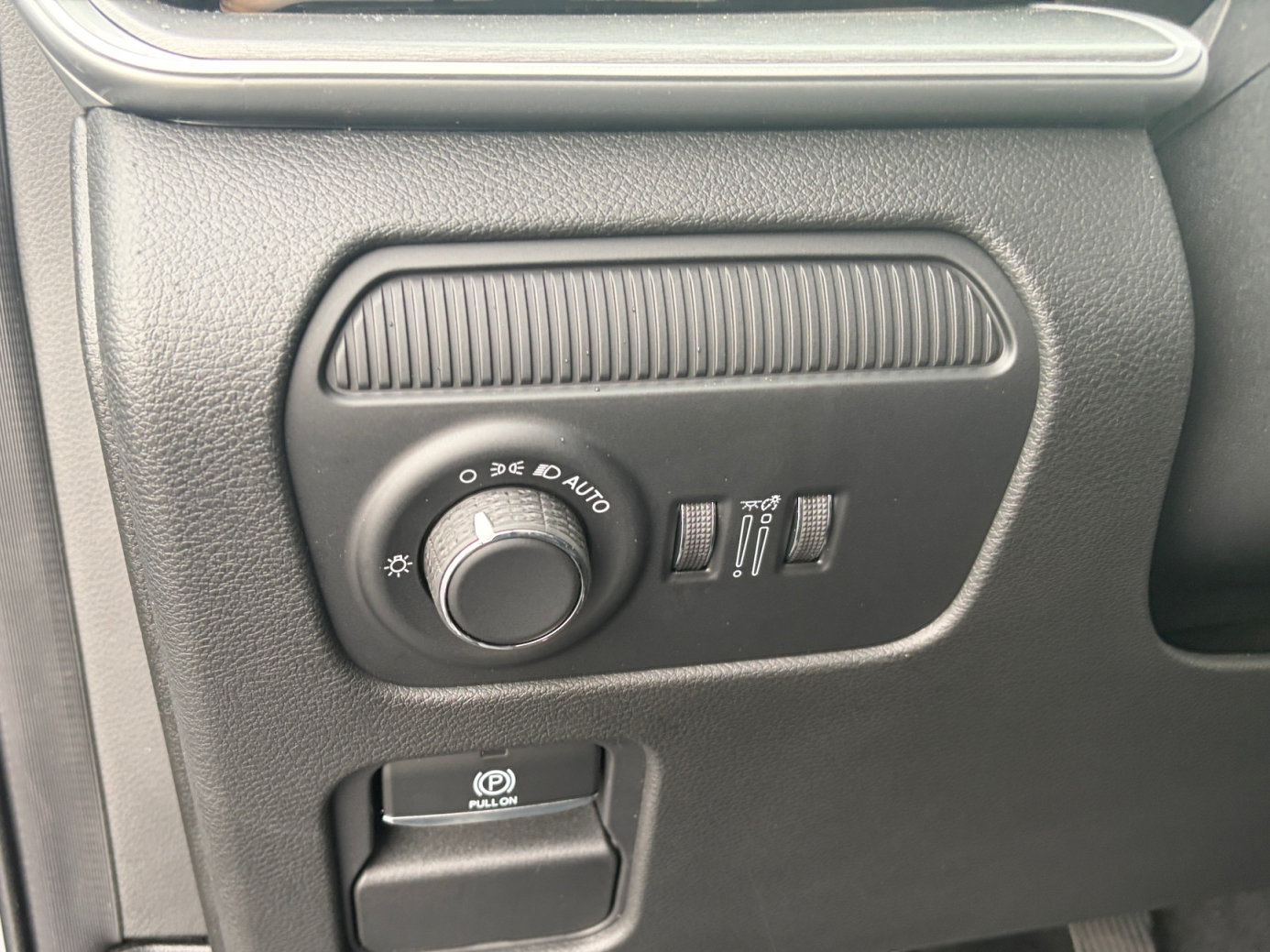 New 2026 Jeep Grand Wagoneer Limited AWD/4WD image 15