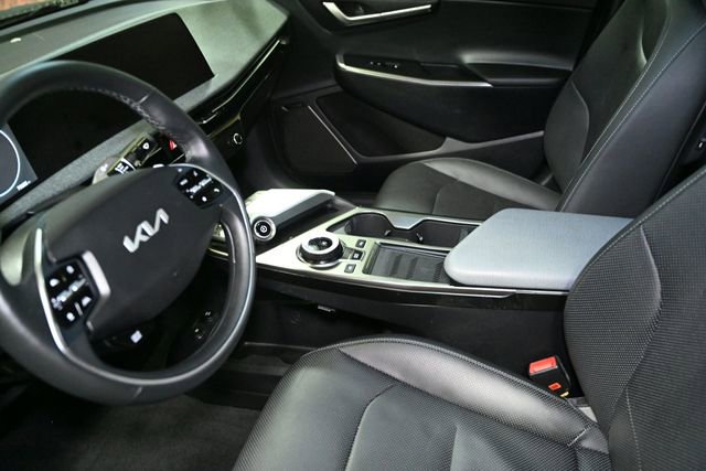 Used 2024 Kia EV6 Wind w/ Wind Technology Package image 21
