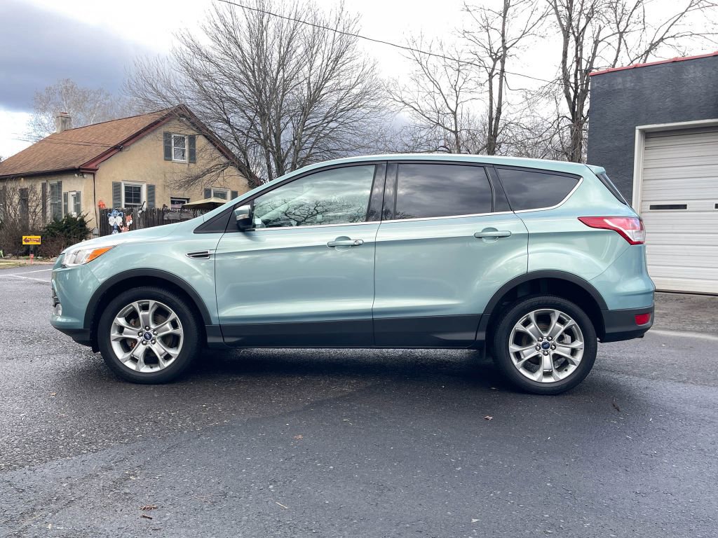 Used 2013 Ford Escape SEL image 2
