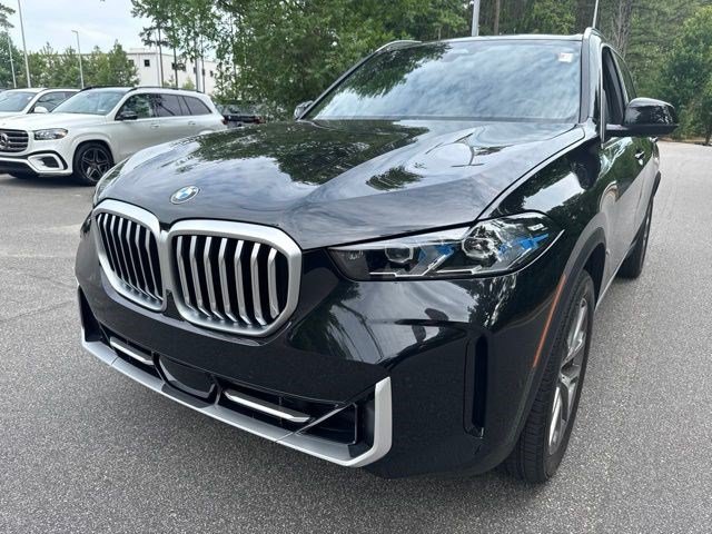 Used 2026 BMW X5 xDrive40i AWD/4WD image 9