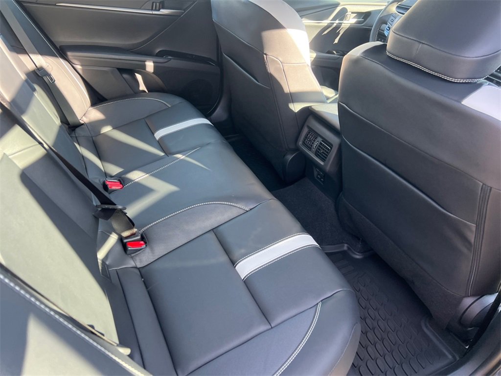 New 2026 Toyota Camry SE image 19