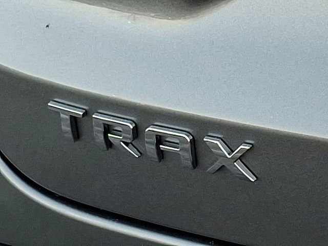 Certified 2025 Chevrolet Trax LT w/ Driver Confidence Package image 29