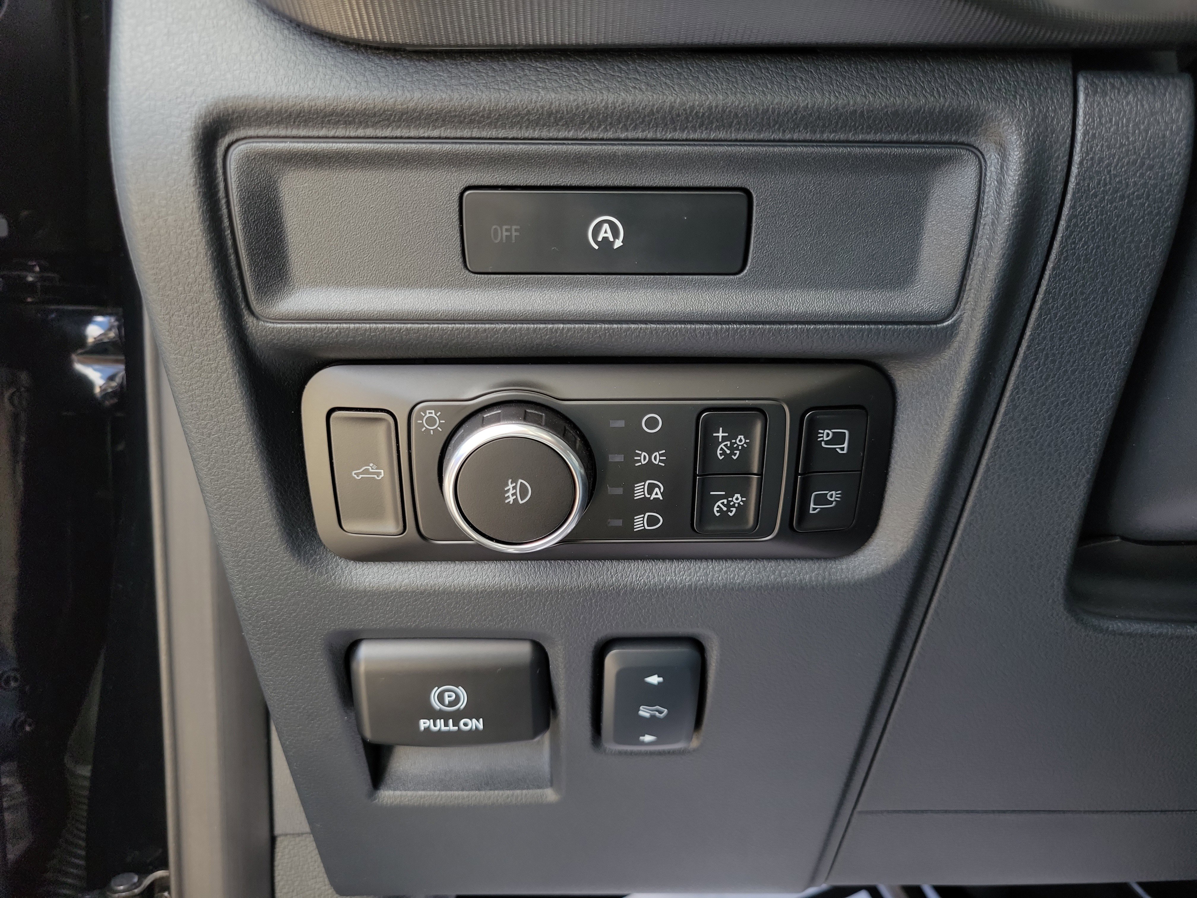 Used 2025 Ford F150 Platinum w/ Equipment Group 702A High image 27