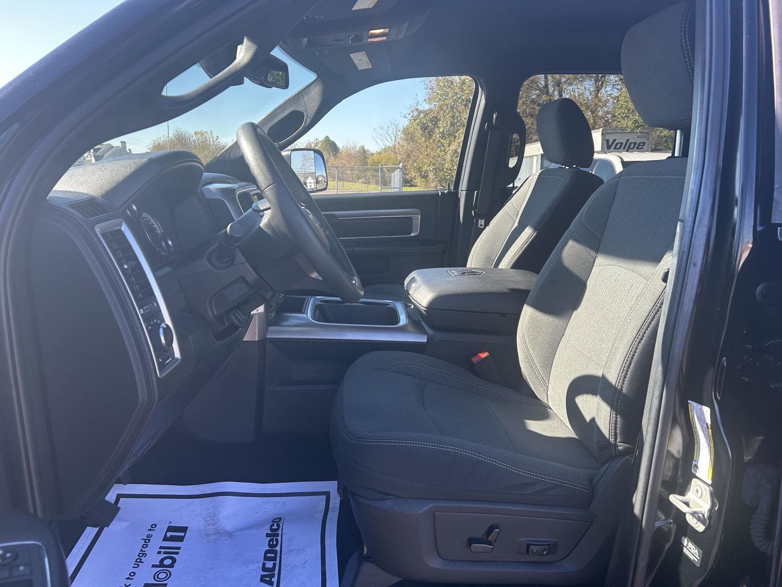 Used 2023 RAM 1500 Classic Warlock w/ Trailer Tow Group image 18