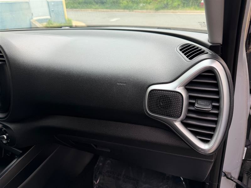 Used 2020 Kia Soul S FWD image 42