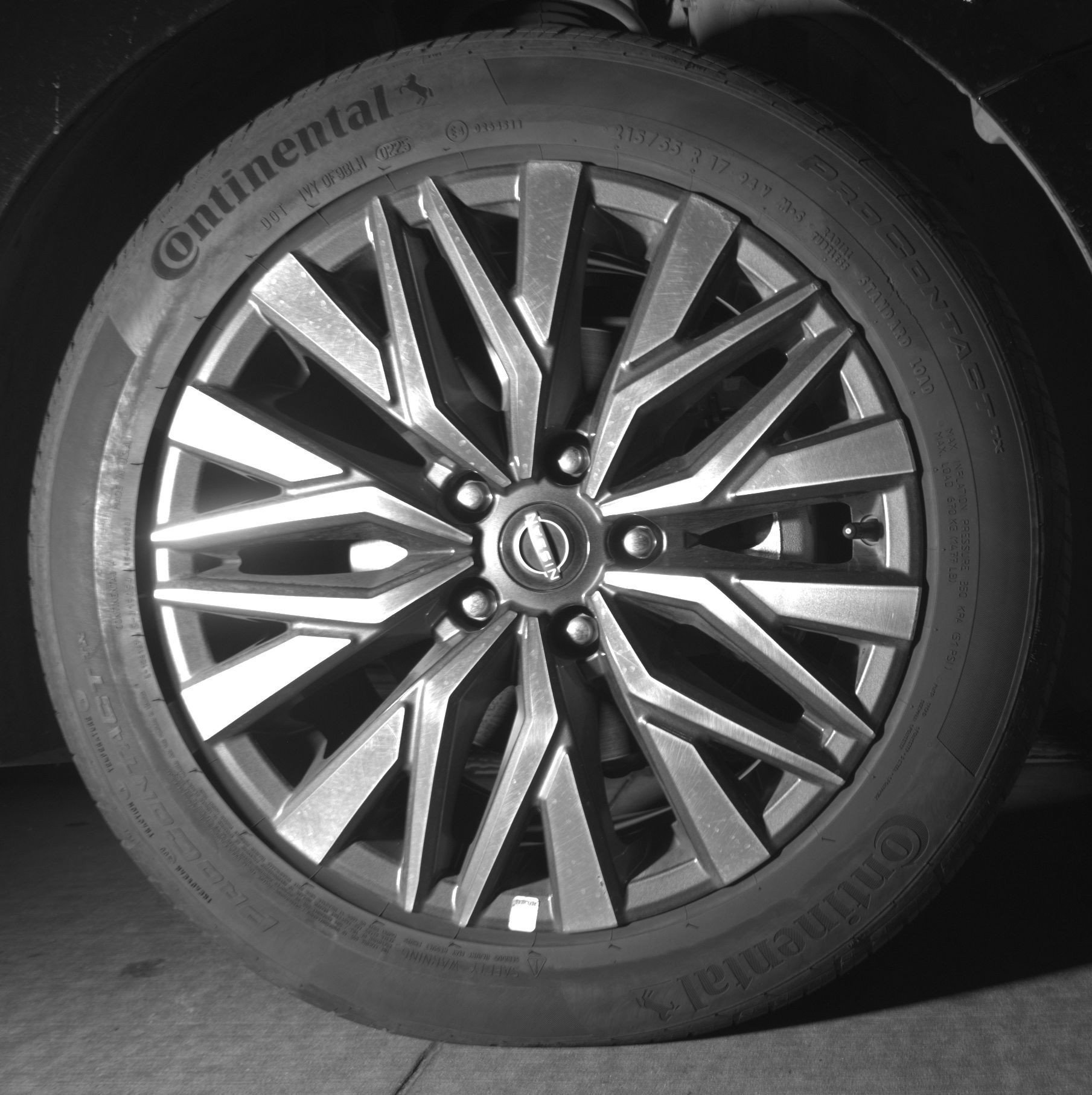 Used 2025 Nissan Altima 2.5 SV FWD image 13