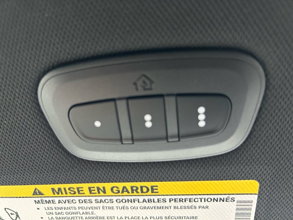 New 2026 Chrysler Pacifica Select w/ S Appearance Package FWD image 29
