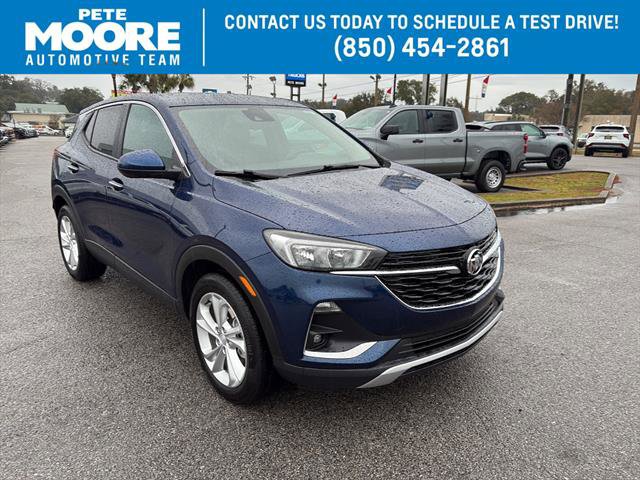 Used 2023 Buick Encore GX Preferred w/ Cold Weather Comfort Package FWD image 1