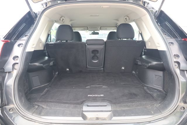 Used 2018 Nissan Rogue S FWD image 23