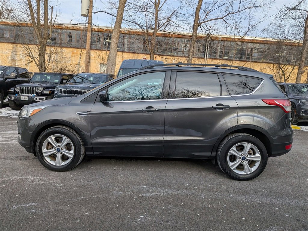 Used 2015 Ford Escape SE w/ Equipment Group 201A image 8