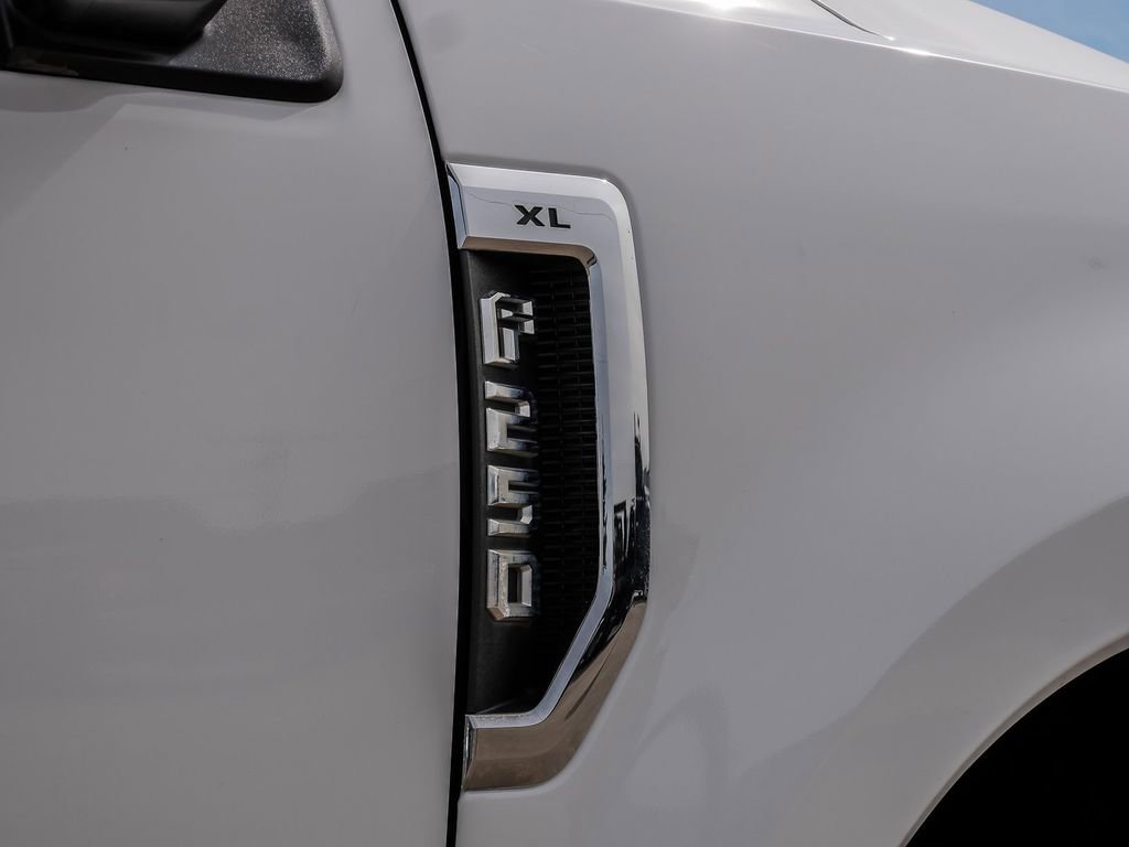 Used 2021 Ford F250 XL w/ Power Equipment Group image 10