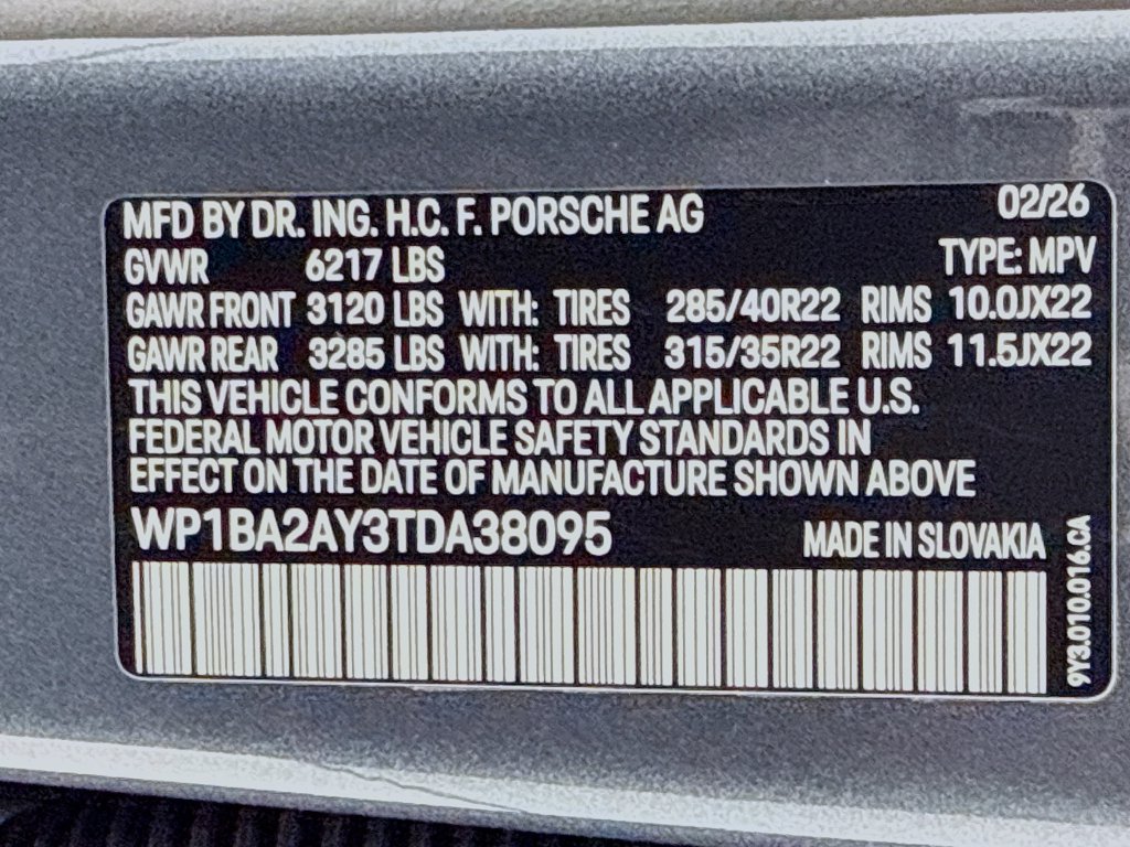 New 2026 Porsche Cayenne Coupe AWD/4WD image 38