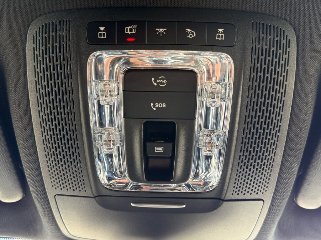 Used 2020 Mercedes-Benz GLB 250 4MATIC image 17