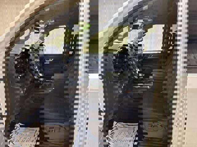 Used 2025 GMC Sierra 1500 Elevation image 14