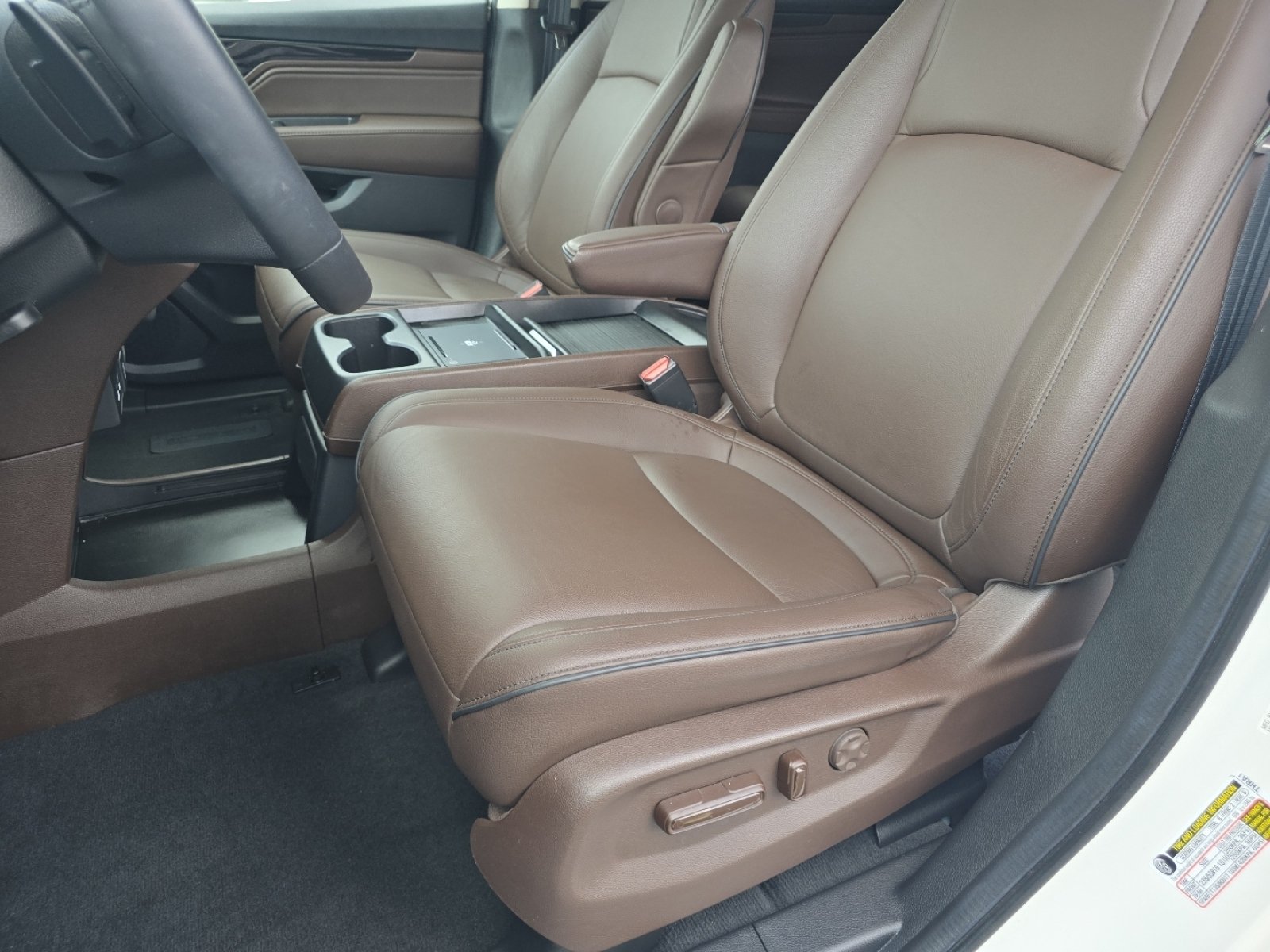 Used 2025 Honda Odyssey Touring image 26
