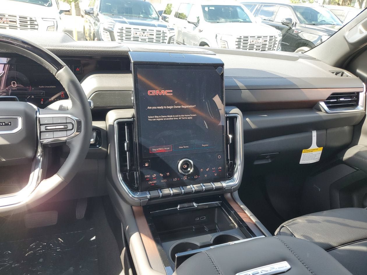 New 2026 GMC Yukon XL Denali w/ Denali Reserve Package AWD/4WD image 14