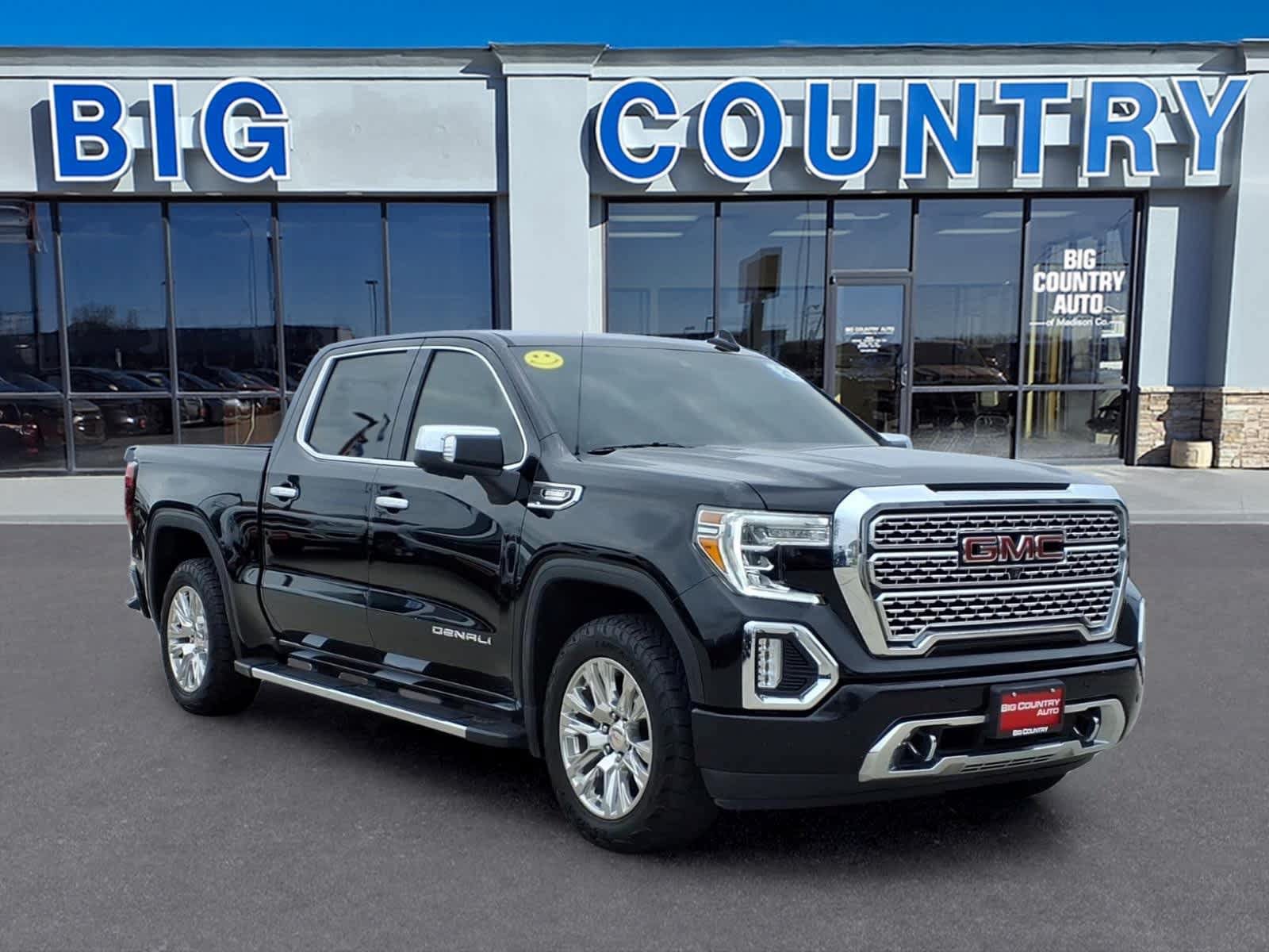 Used 2021 GMC Sierra 1500 Denali w/ Technology Package AWD/4WD image 3