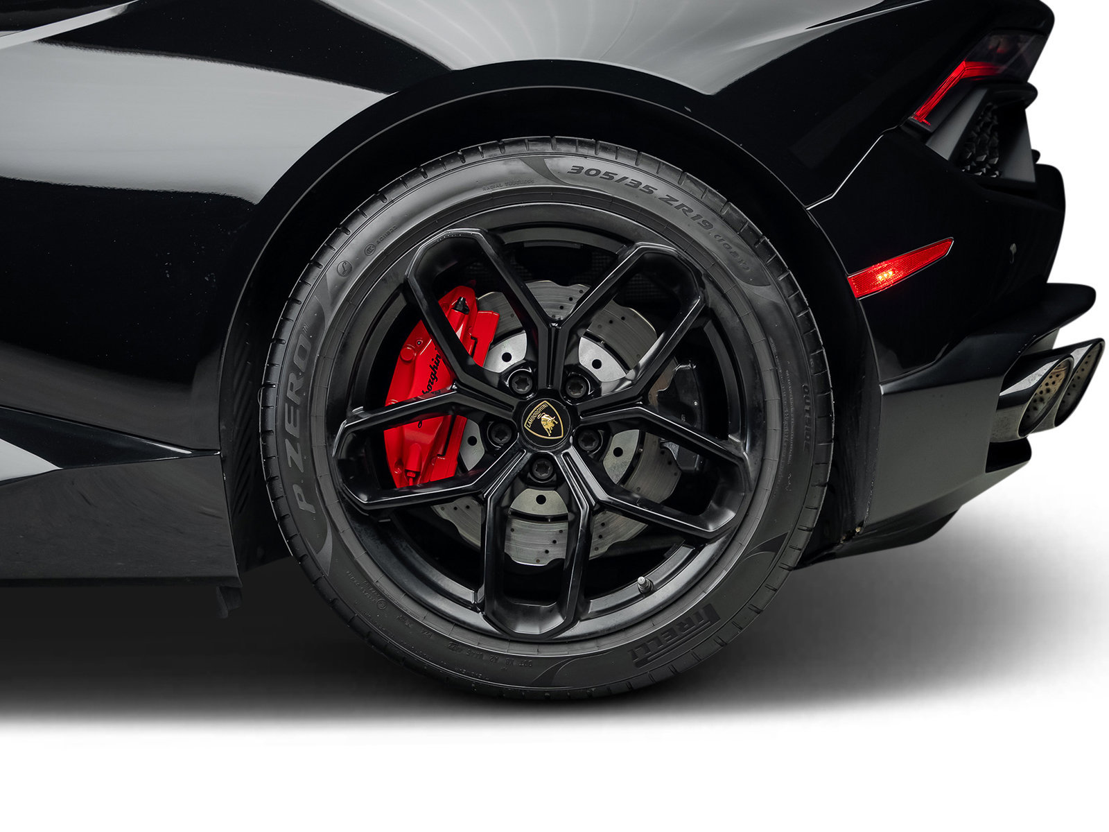 Used 2018 Lamborghini Huracan LP 580-2 RWD image 22