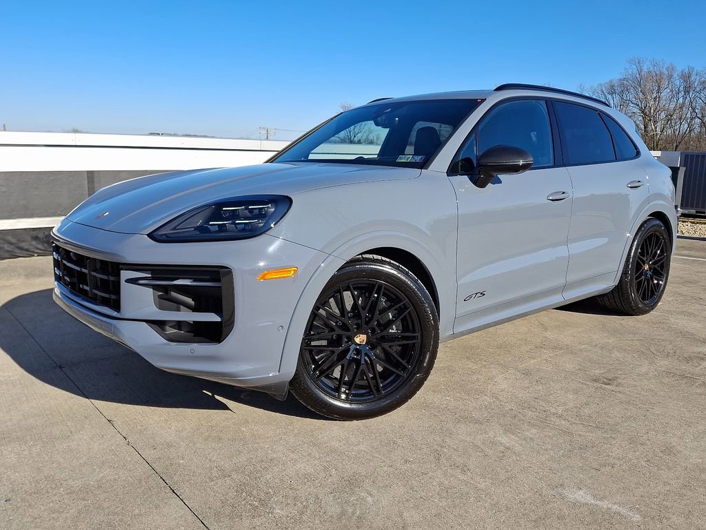 New 2025 Porsche Cayenne GTS