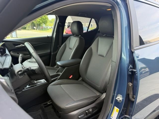 Used 2024 Buick Encore GX Preferred w/ Comfort Package AWD/4WD image 13