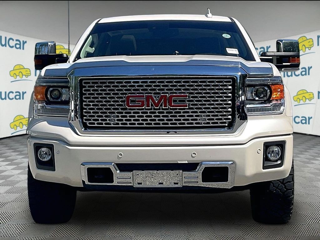 Used 2015 GMC Sierra 1500 Denali w/ Driver Alert Package AWD/4WD image 1