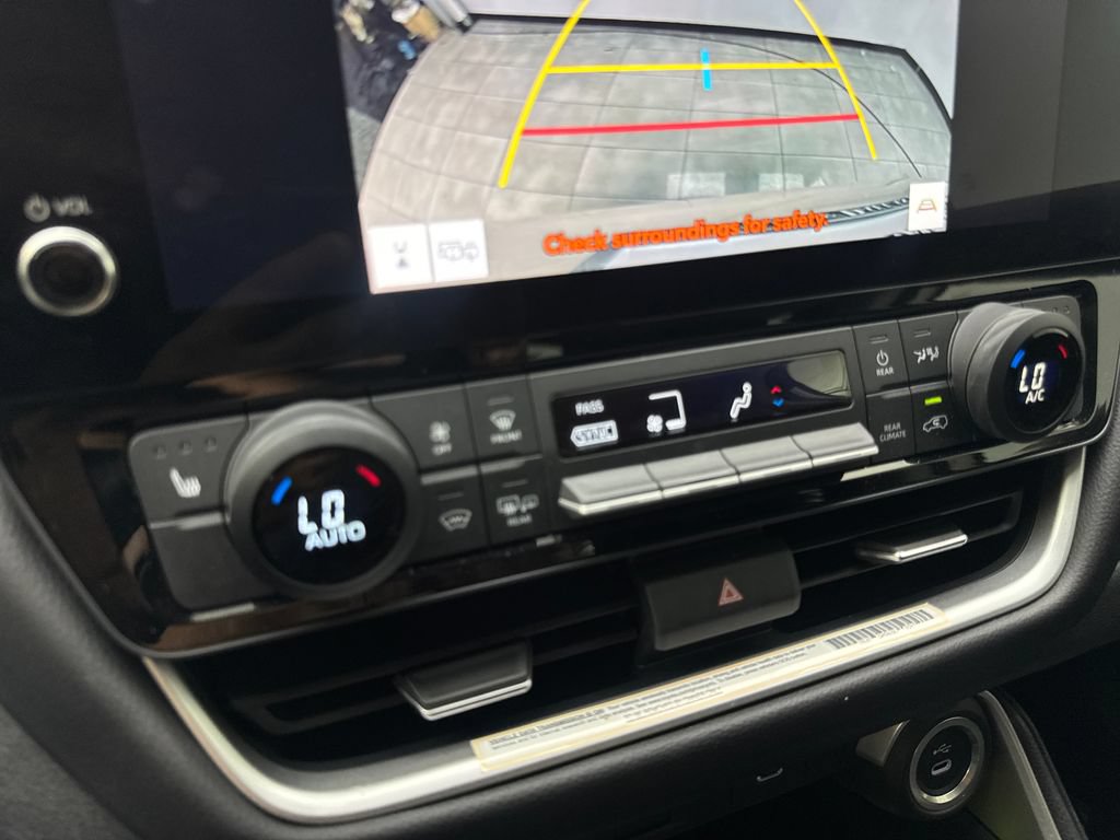 Used 2024 Toyota Grand Highlander FWD image 70