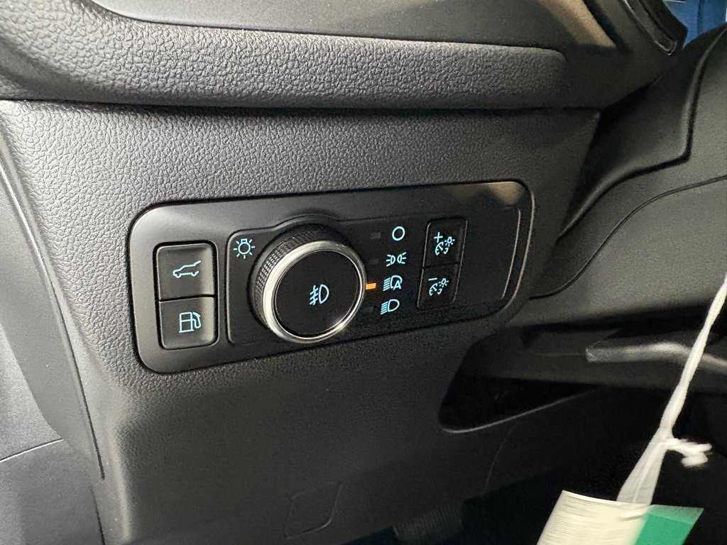 Used 2024 Ford Escape Base w/ PHEV Premium Package image 18