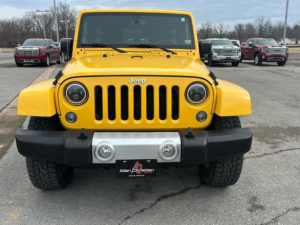 Used 2015 Jeep Wrangler Unlimited Sahara w/ Dual Top Group image 3