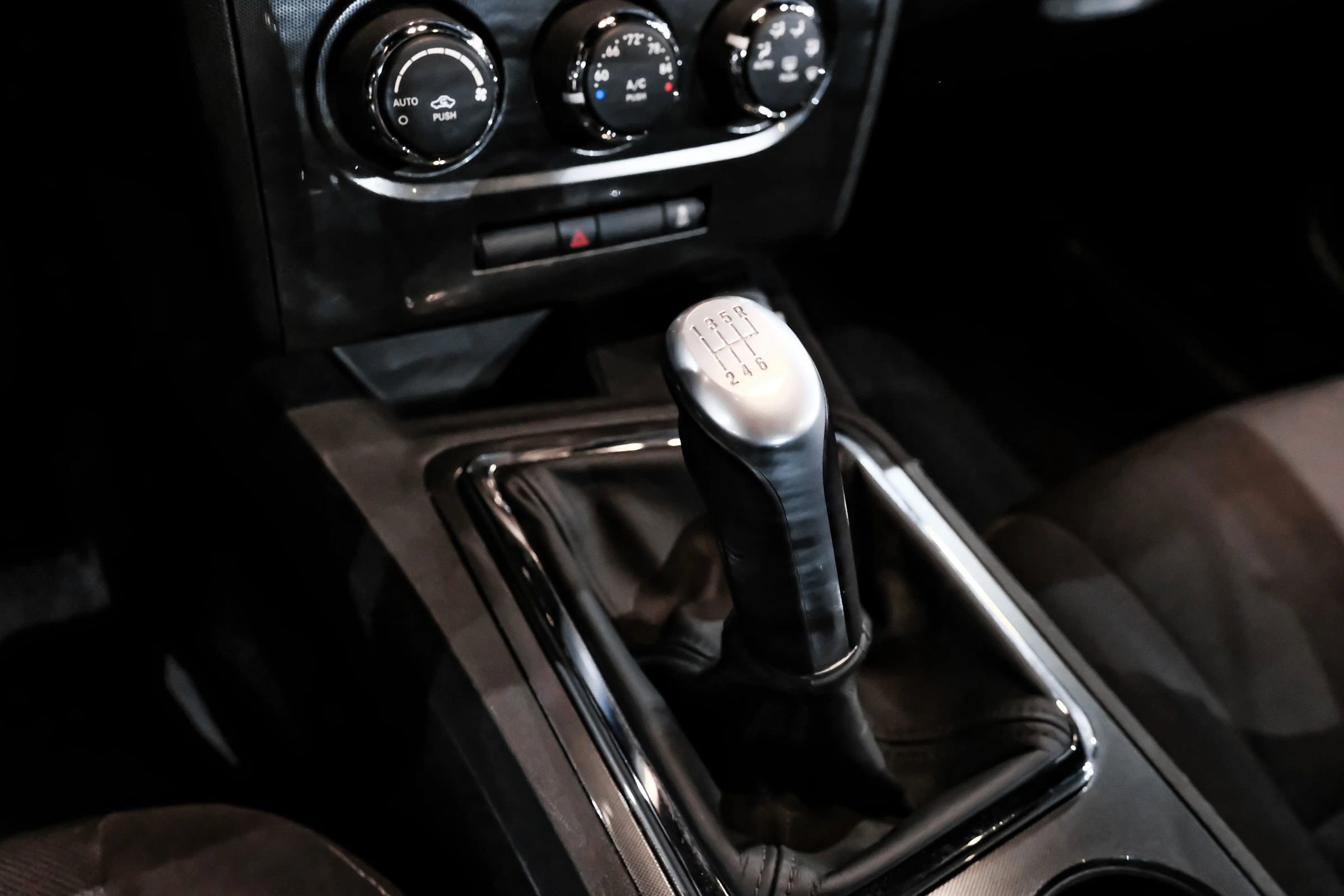 Used 2013 Dodge Challenger SRT8 Core image 18